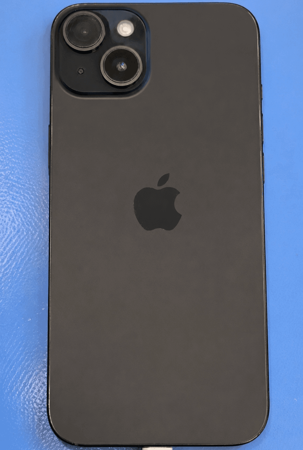 After: iPhone 15 Plus – Bakglass og batteribytte