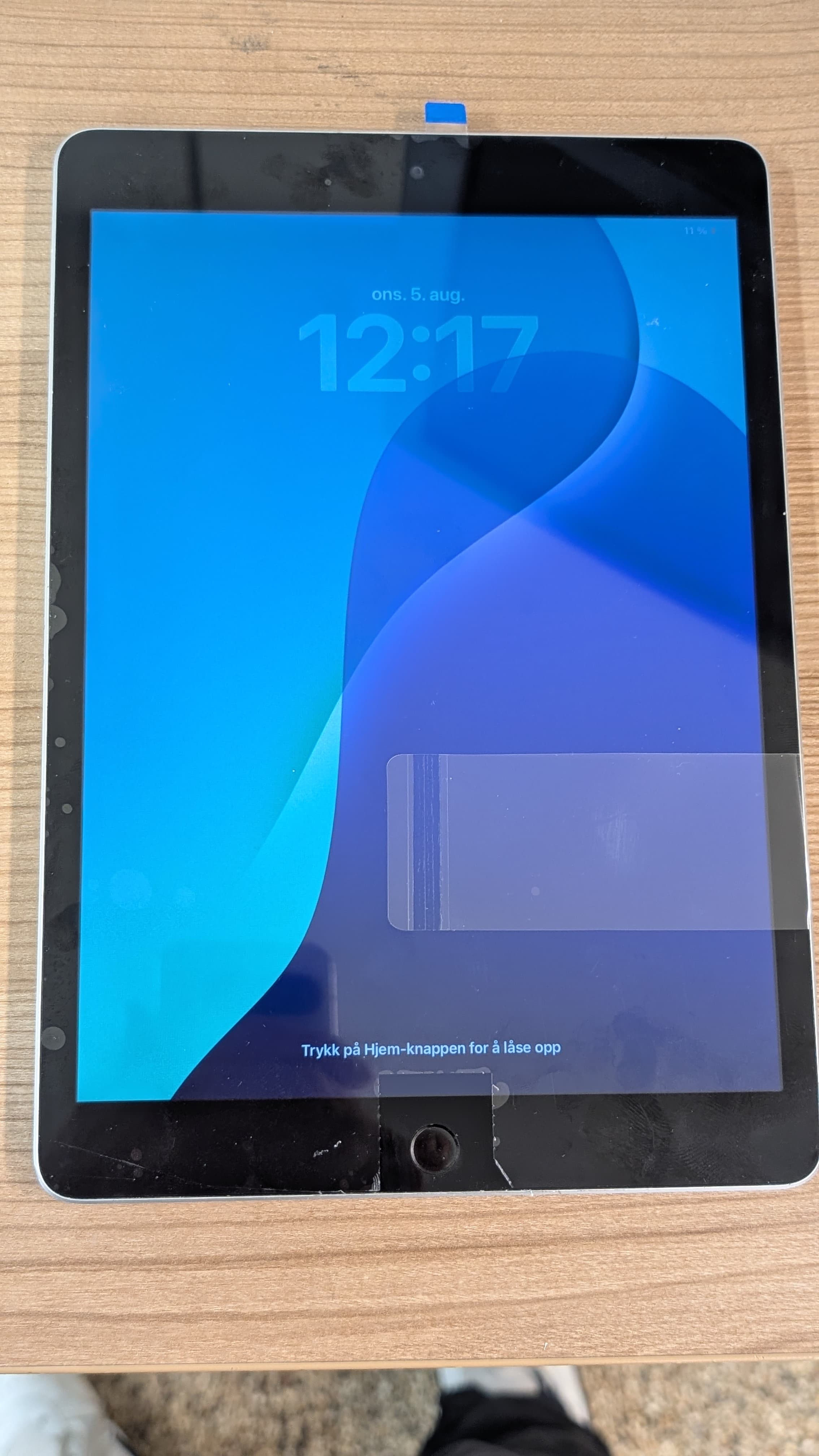 Etter: iPad 8 – Skjermbytte med original skjerm