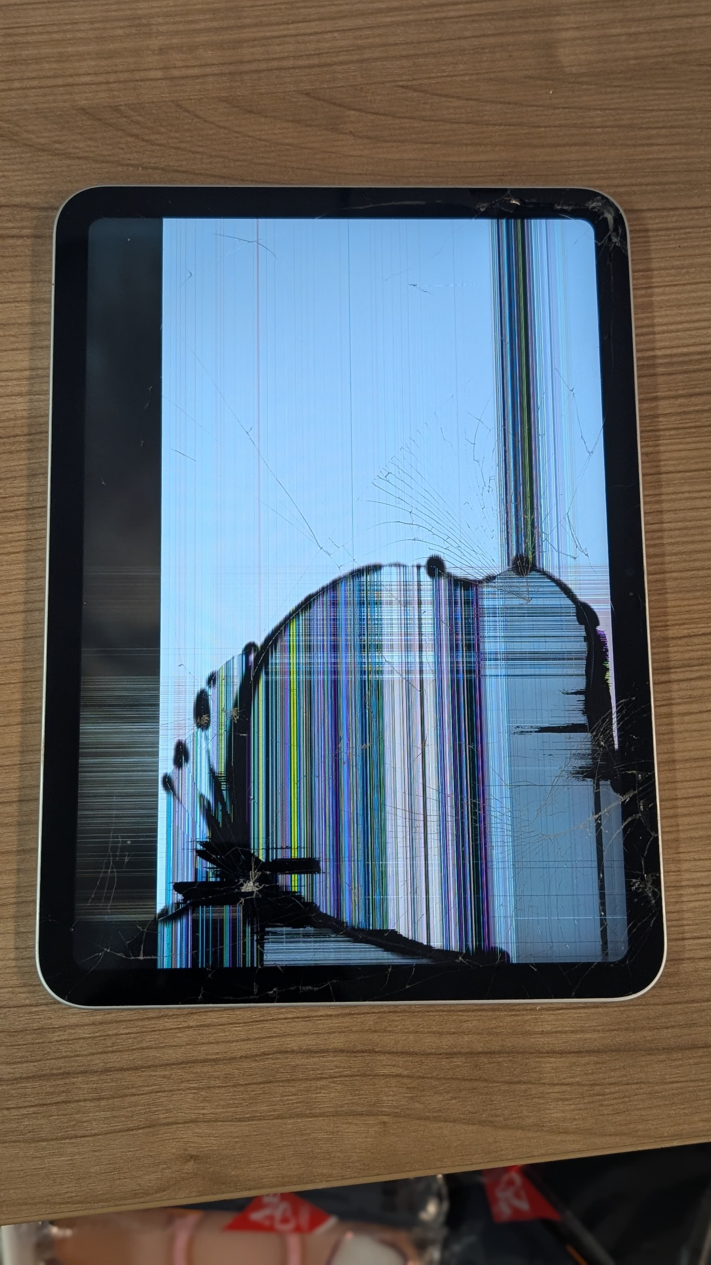 Før: iPad 10/11 – komplett skjermreparasjon