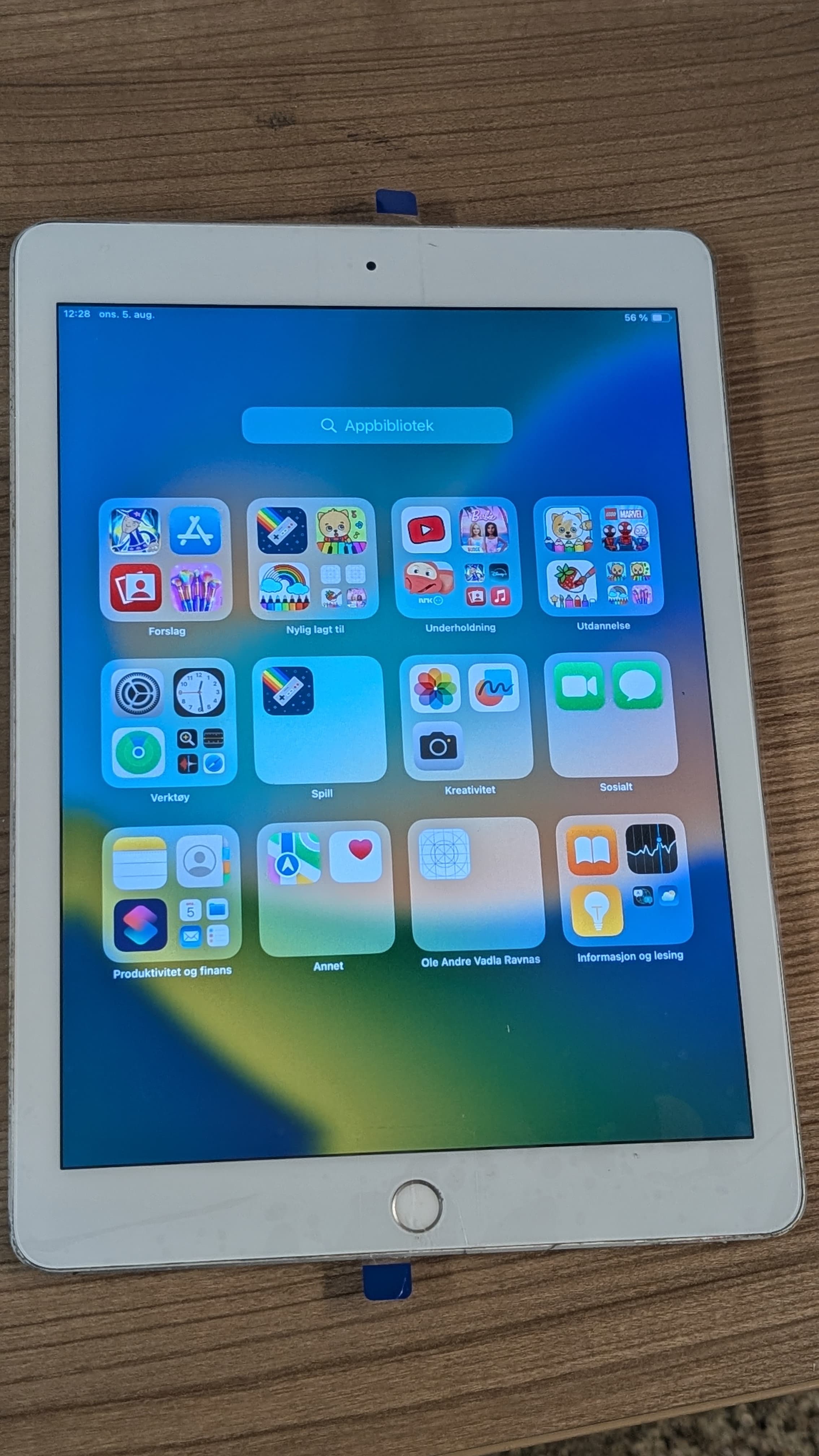 Etter: iPad 6 – Skjermbytte med original skjerm
